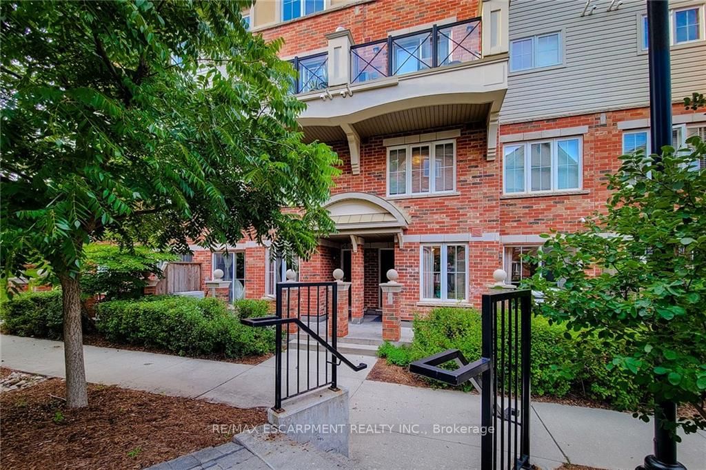 19 Hays Boulevard, #27