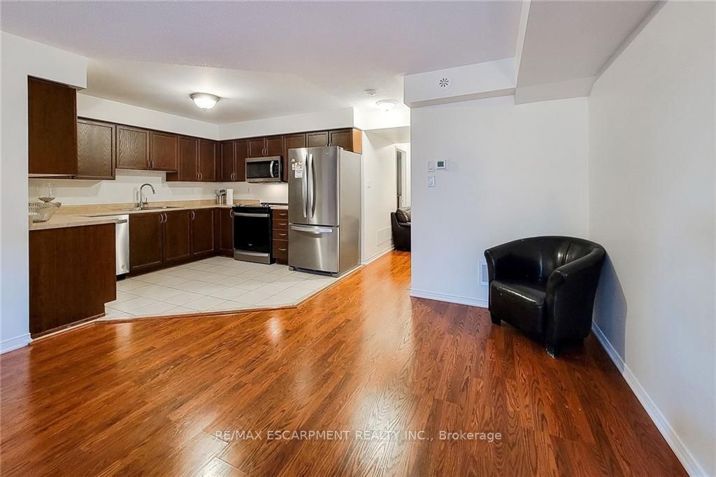 19 Hays Boulevard, #27