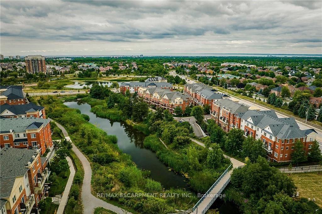 19 Hays Boulevard, #27