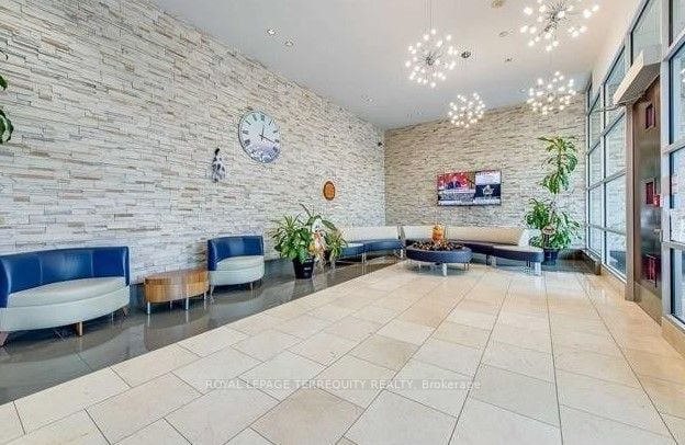 3939 Duke Of York Blvd, #2510