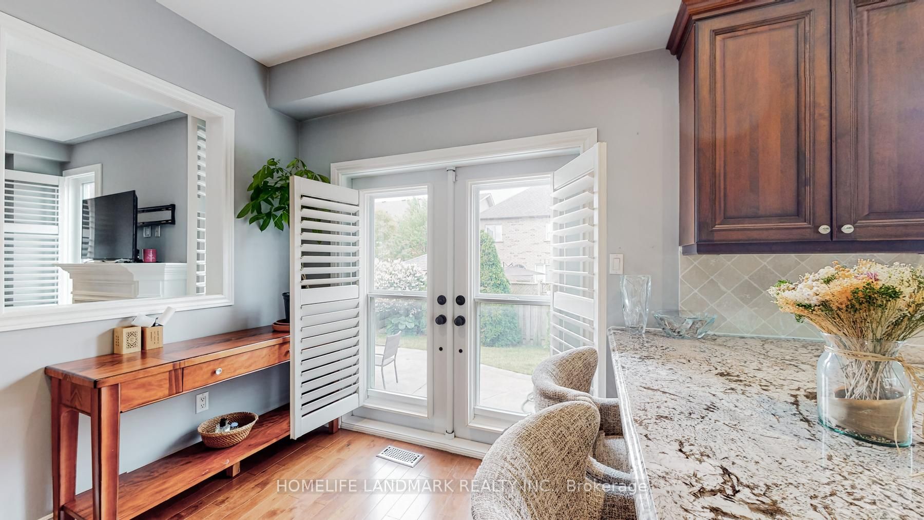 552 Morning Dove Dr