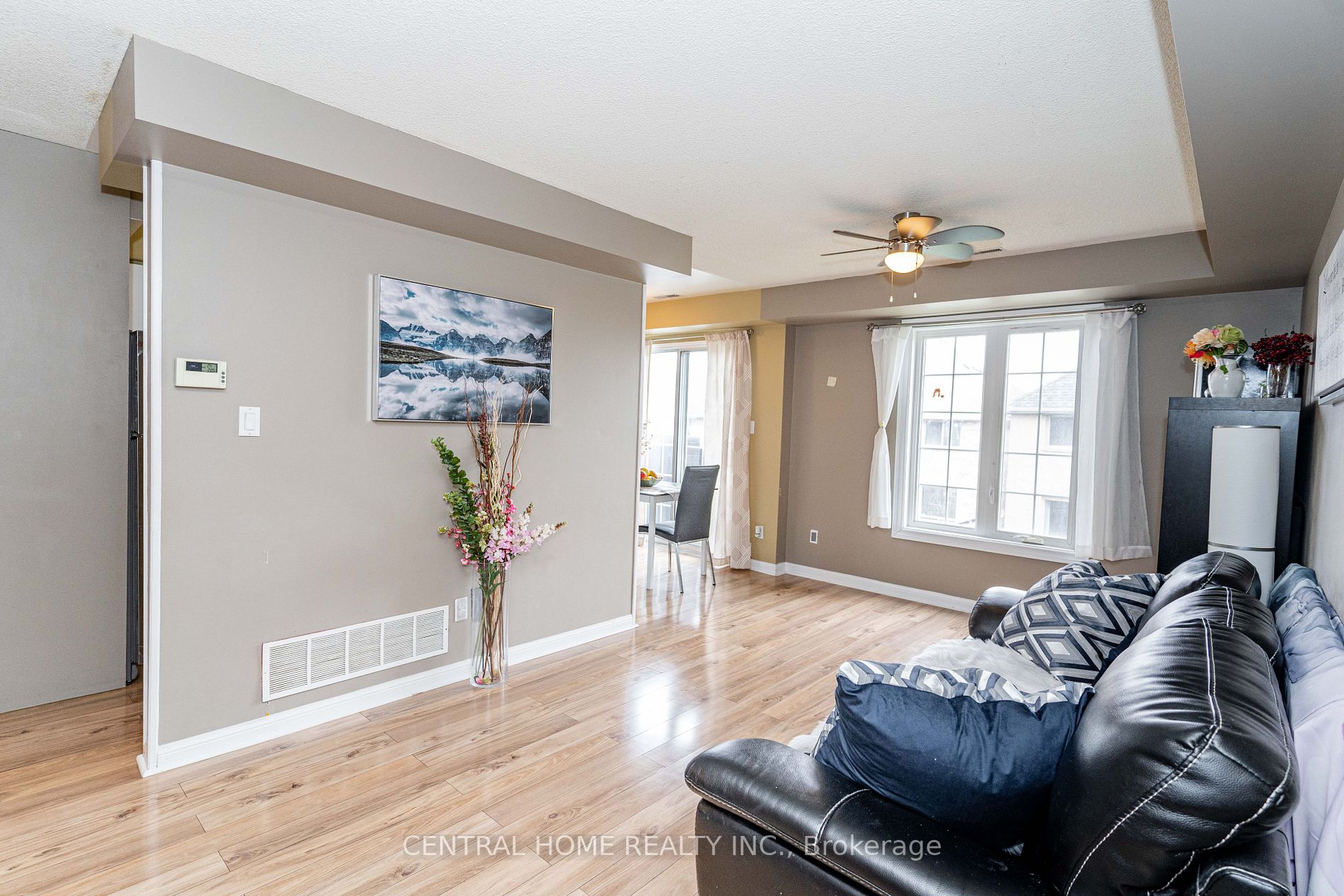 6950 Tenth Line W, #48