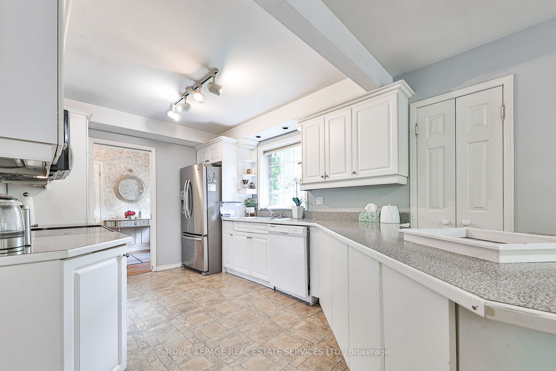 Listing W6200316 - Large Photo # 12