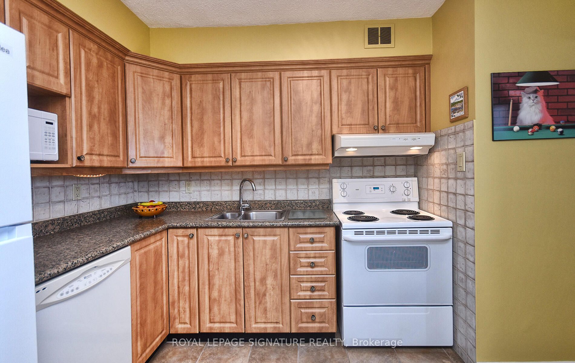 35 Ormskirk Avenue, #908