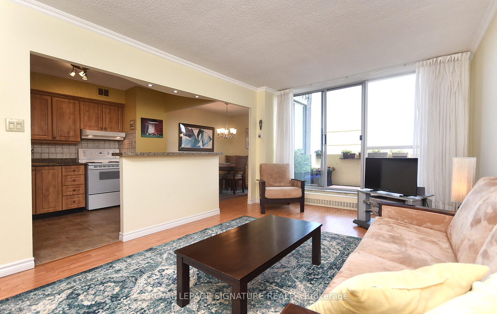 35 Ormskirk Avenue, #908