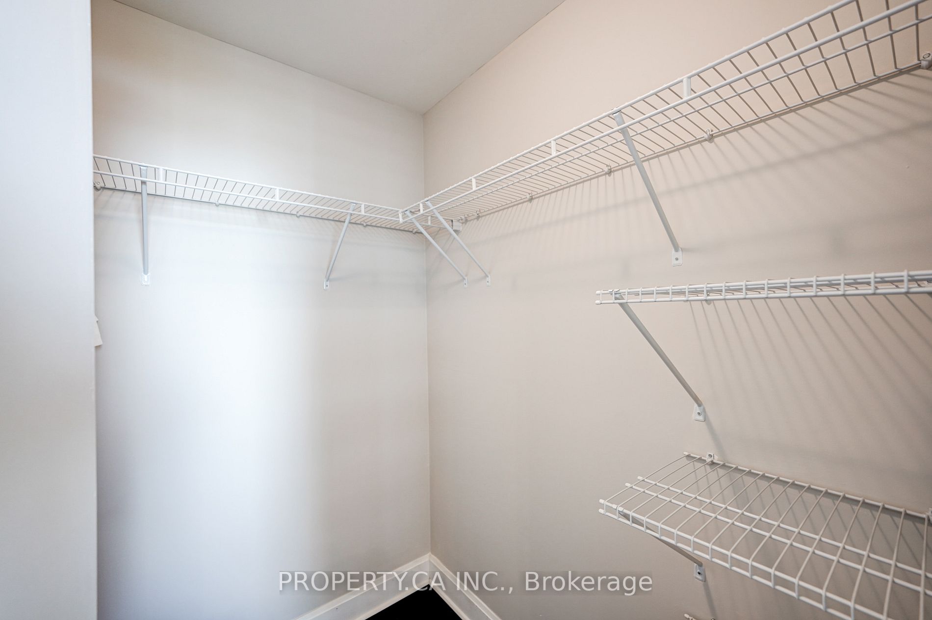 33 Shore Breeze Dr, #2501