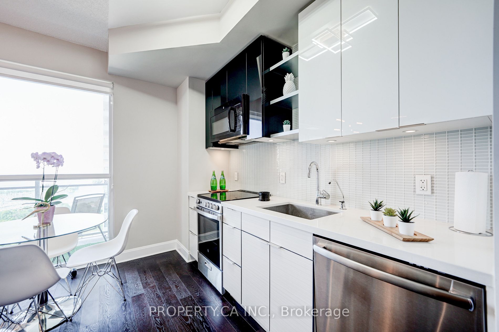 33 Shore Breeze Dr, #2501