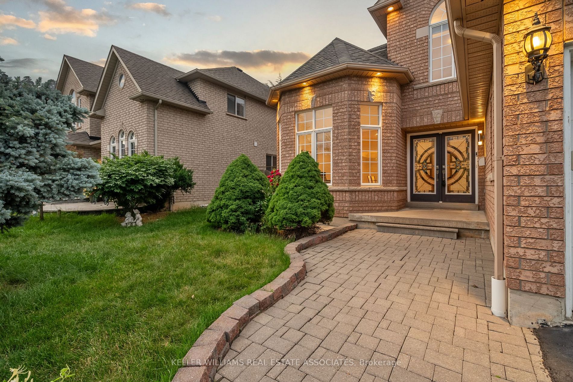5975 Turney Dr
