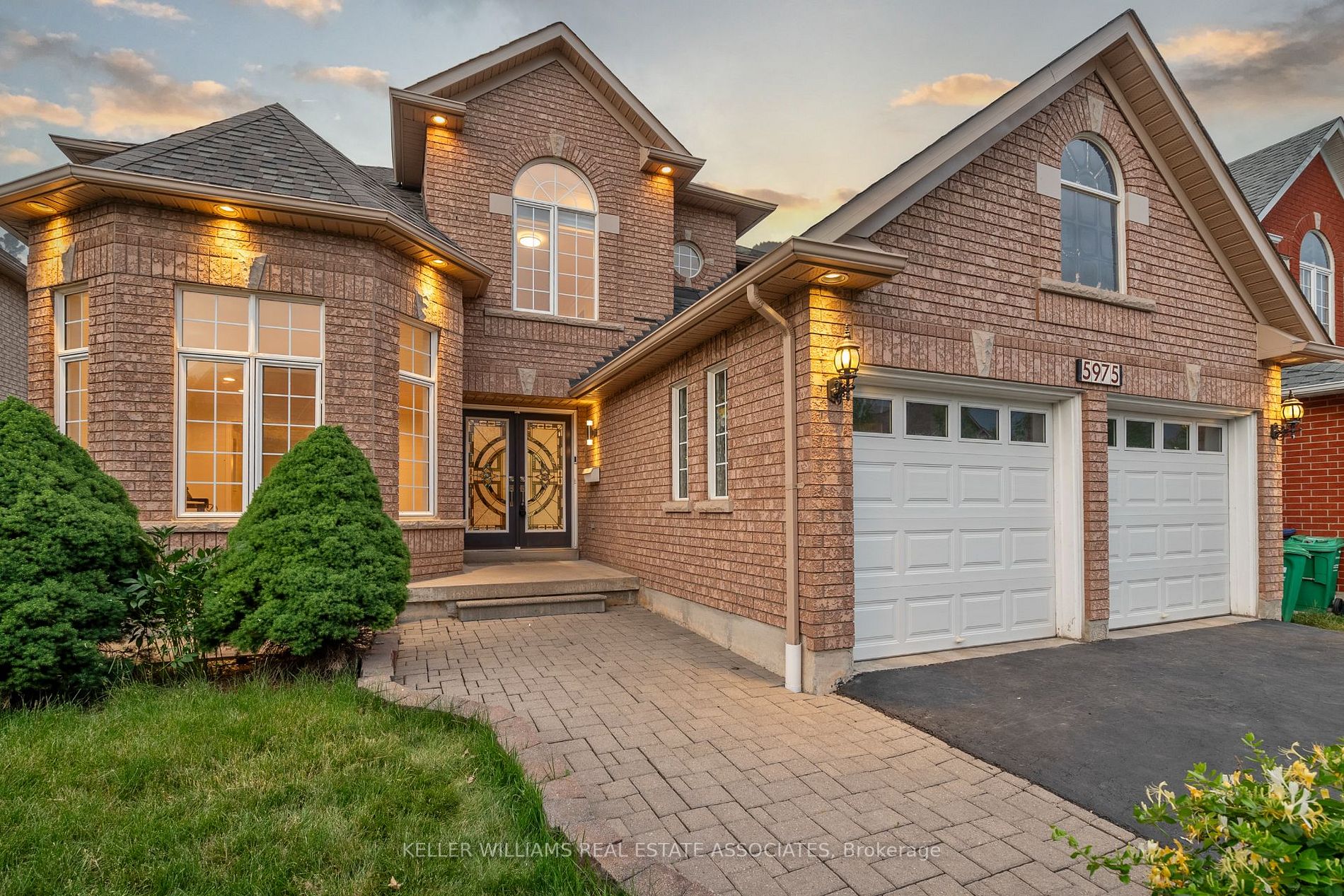 5975 Turney Dr