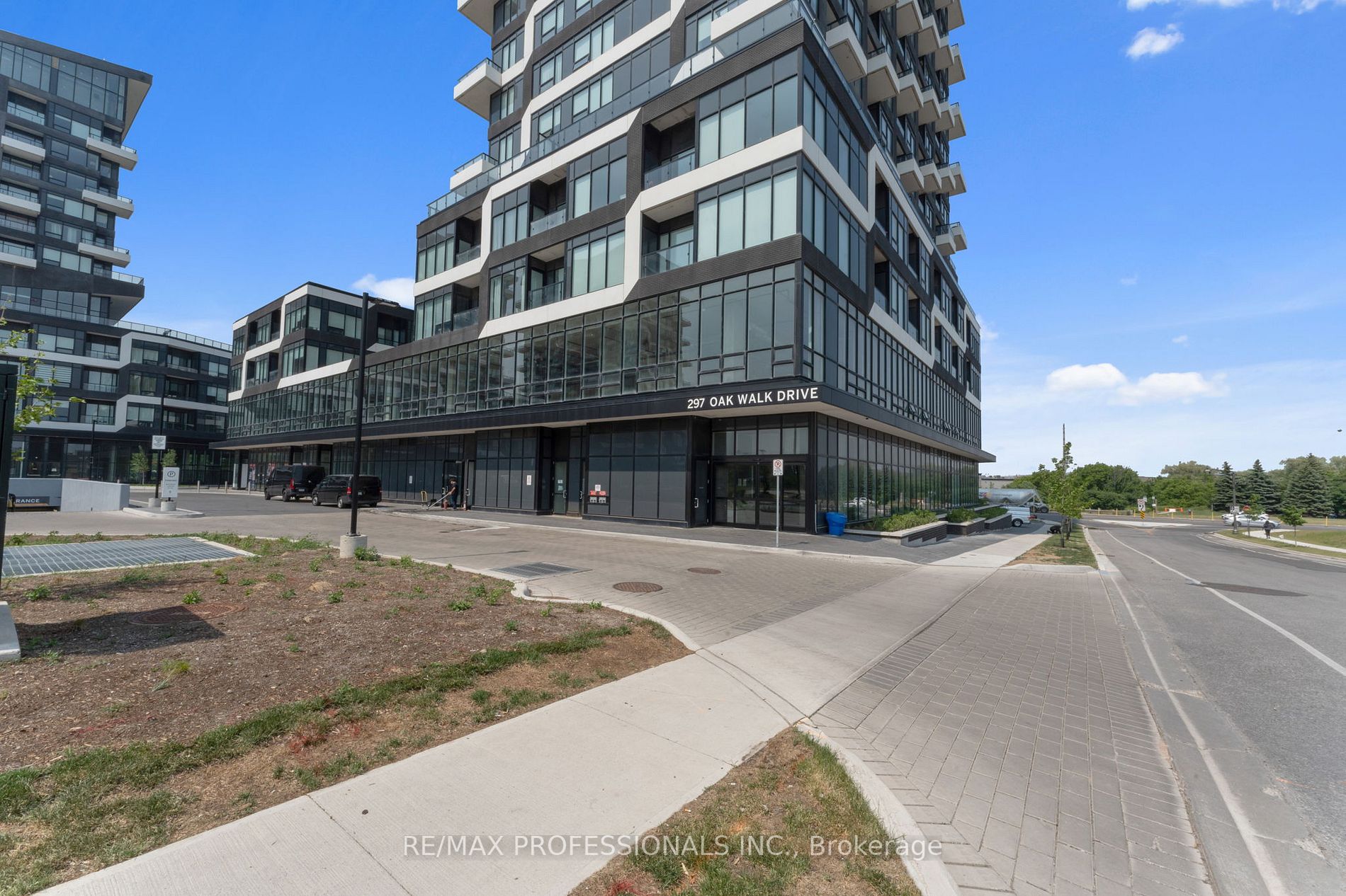 297 Oak Walk Dr, #1804