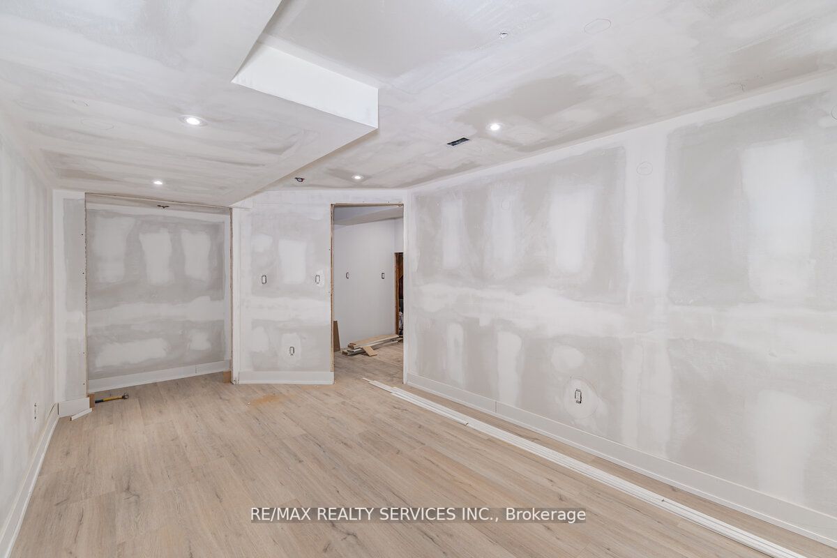 Listing W6205340 - Large Photo # 37