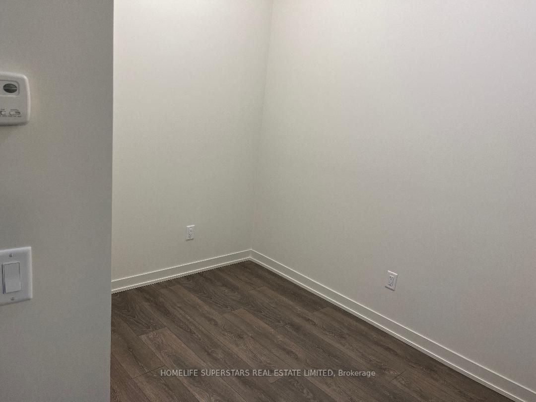 58 Sky Harbour Drive, #403