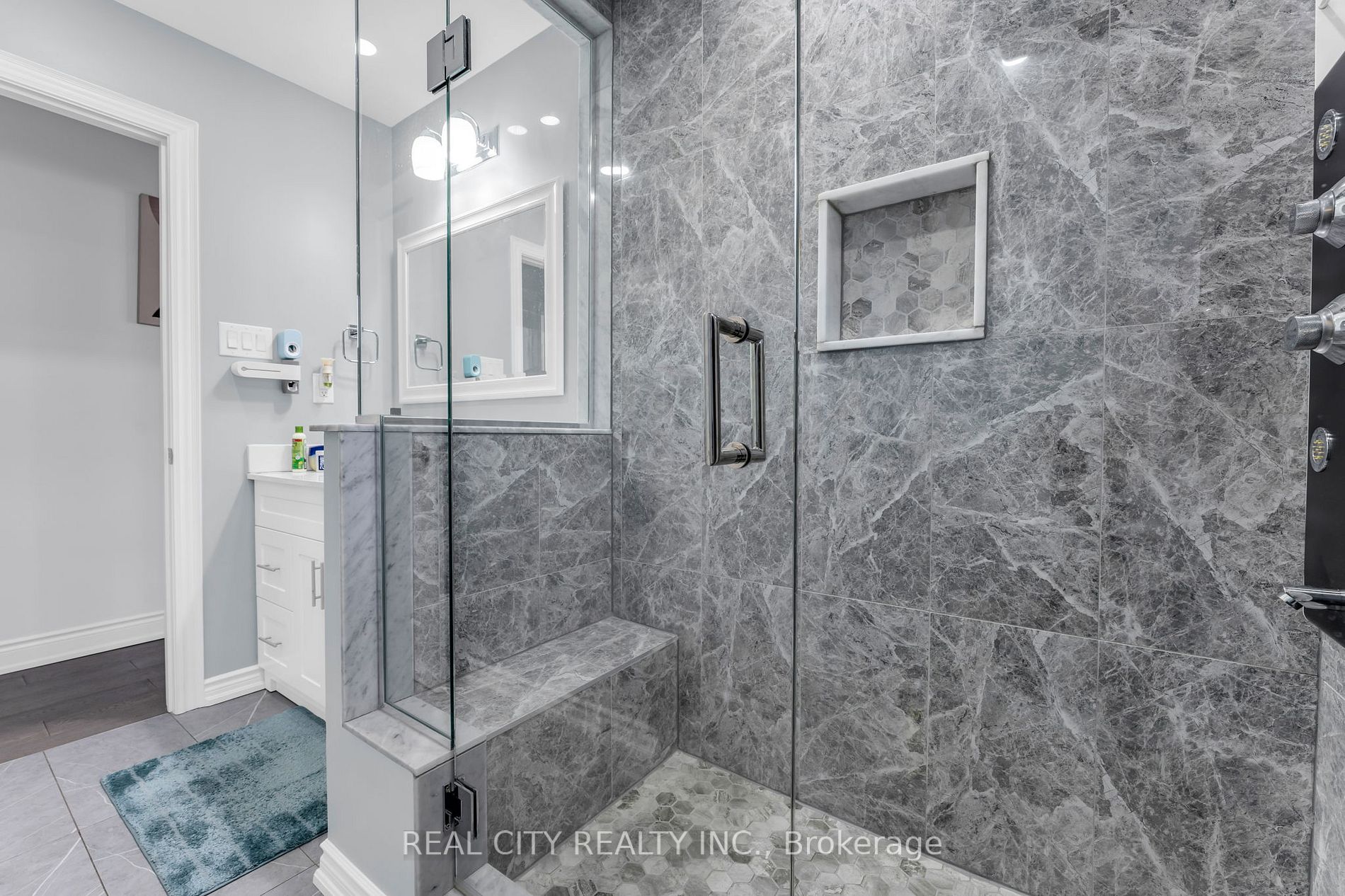9 Mallard Cres