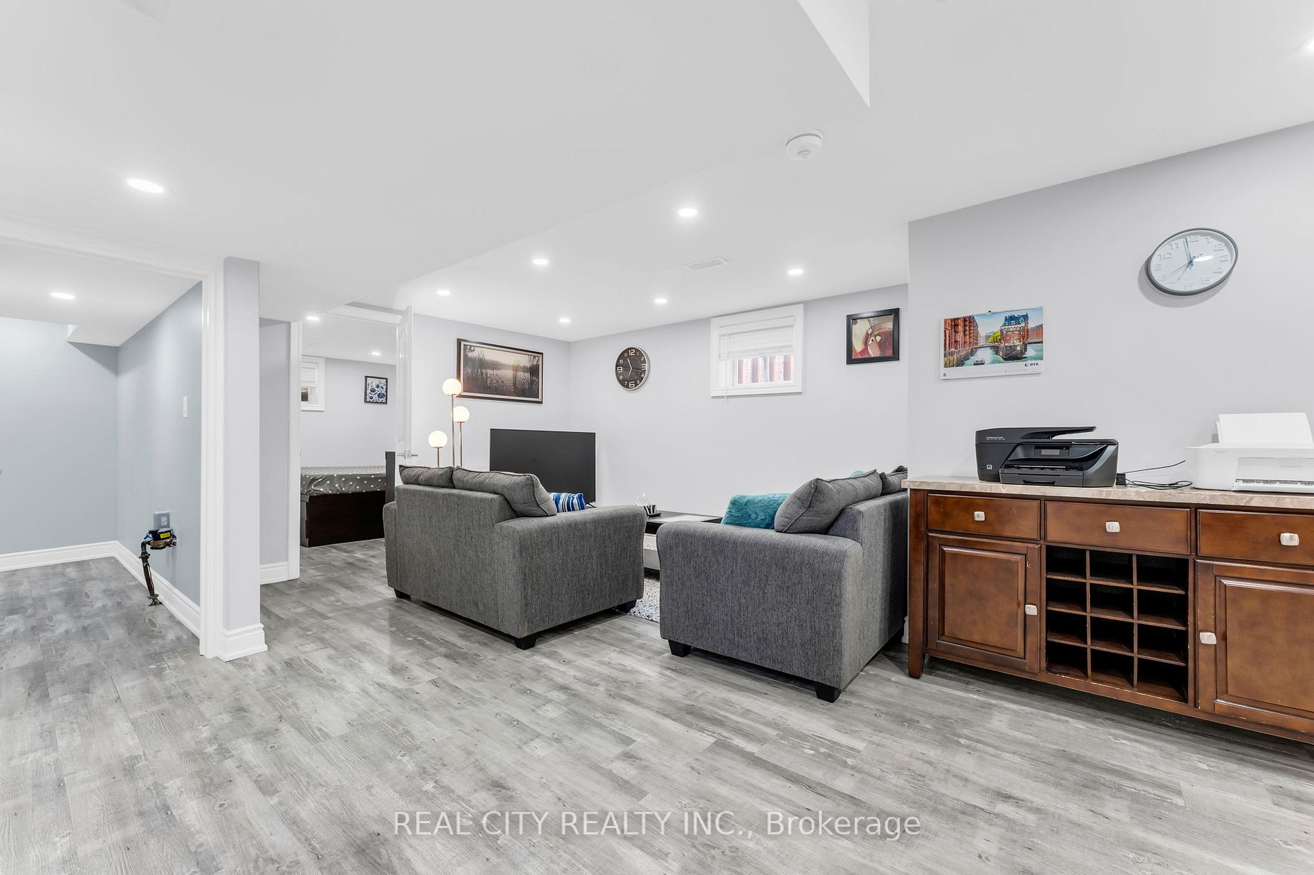 9 Mallard Cres