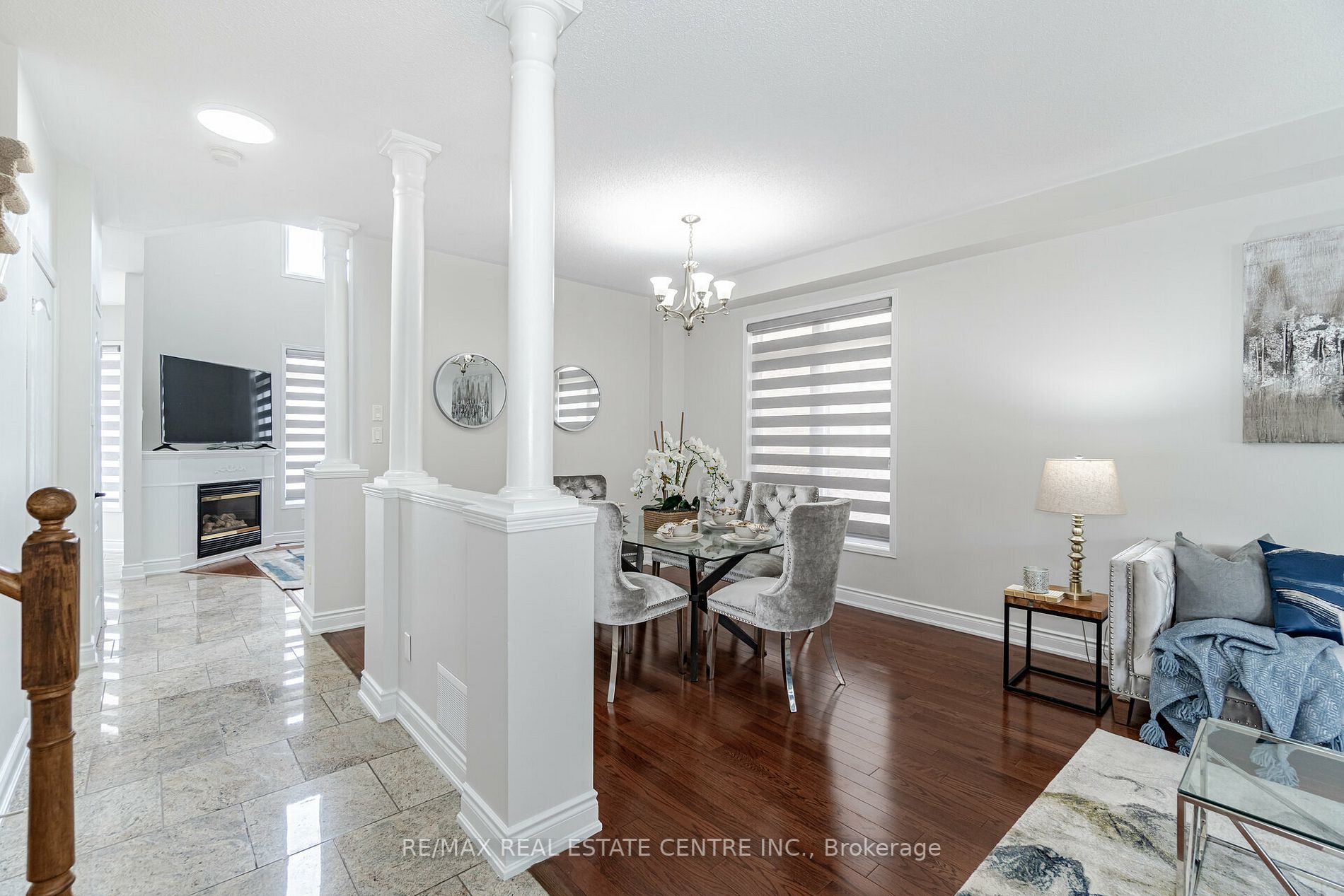 5 Wild Indigo Cres