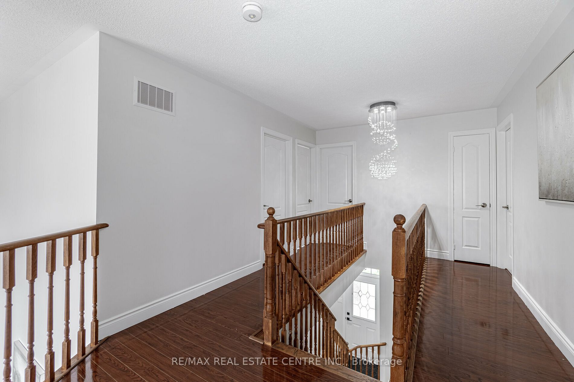 5 Wild Indigo Cres