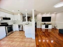 1118 Barclay Circ