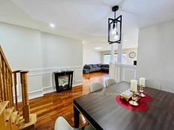 1118 Barclay Circ