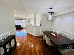 1118 Barclay Circ