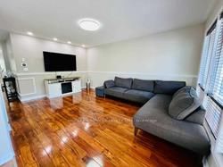1118 Barclay Circ