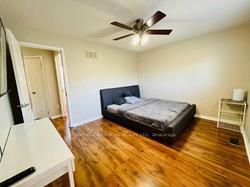 1118 Barclay Circ