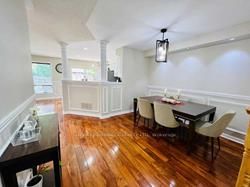 1118 Barclay Circ