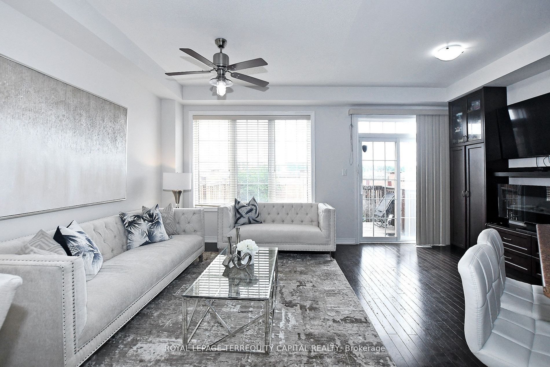 6 Coastline Drive