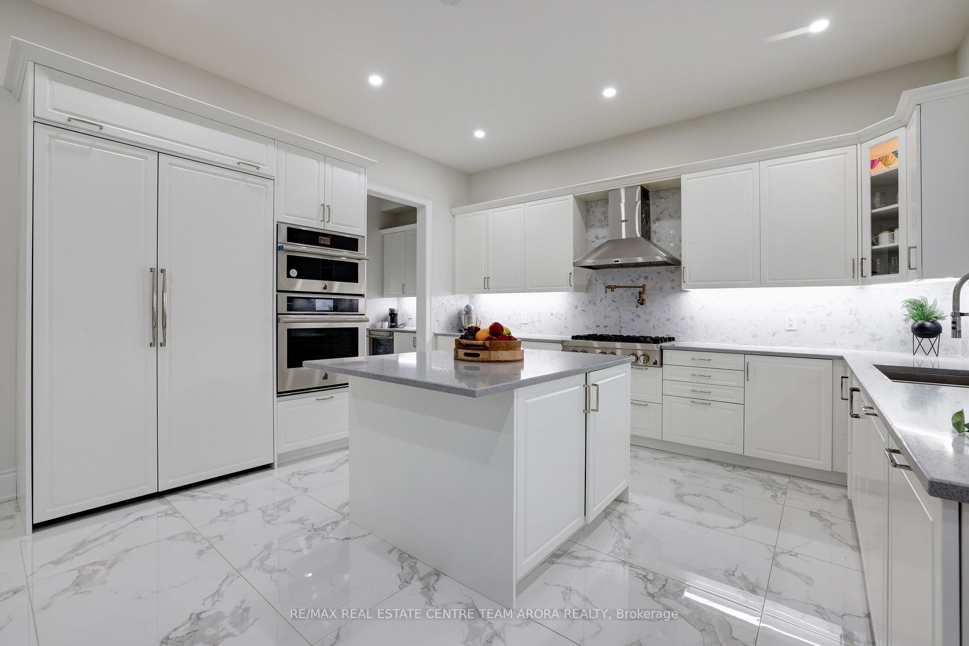 27 Rolling Acres Drive
