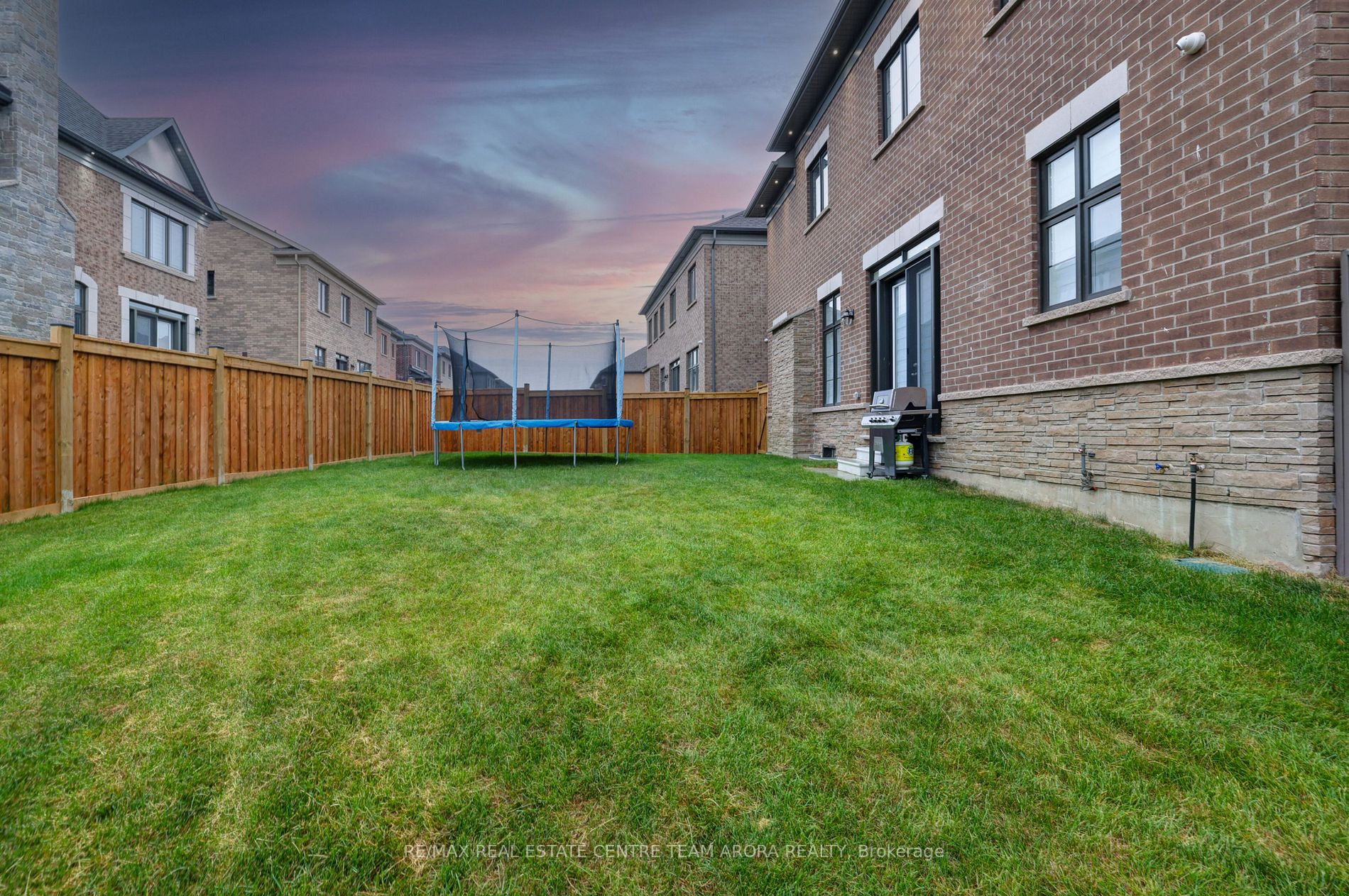 27 Rolling Acres Drive