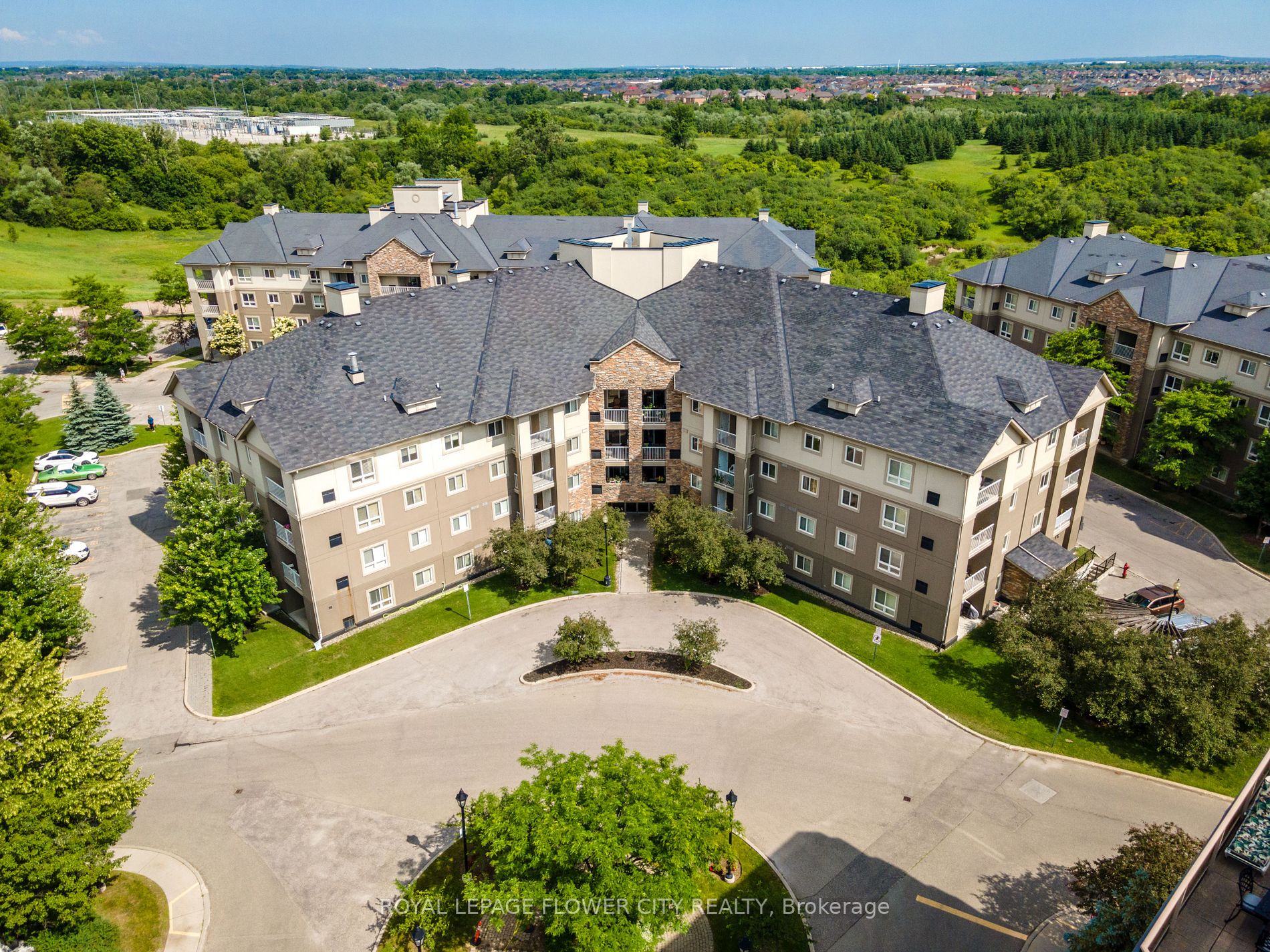 Listing W6207732 - Large Photo # 1