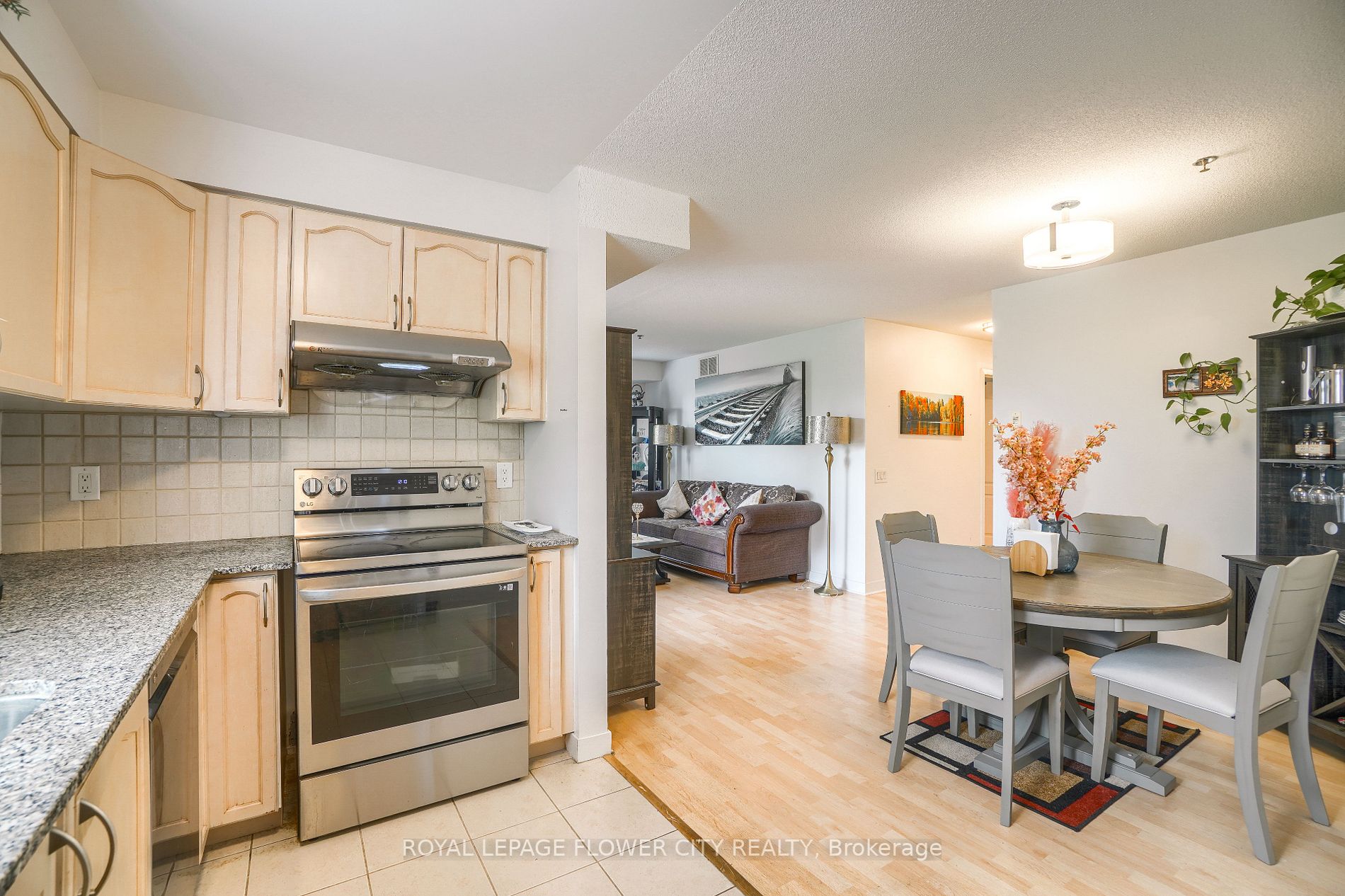 Listing W6207732 - Large Photo # 24