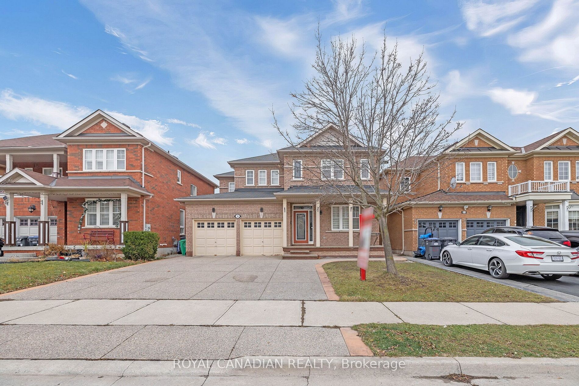 19 Outlook Ave