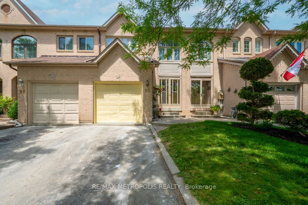 92 Cedarwood Crescent