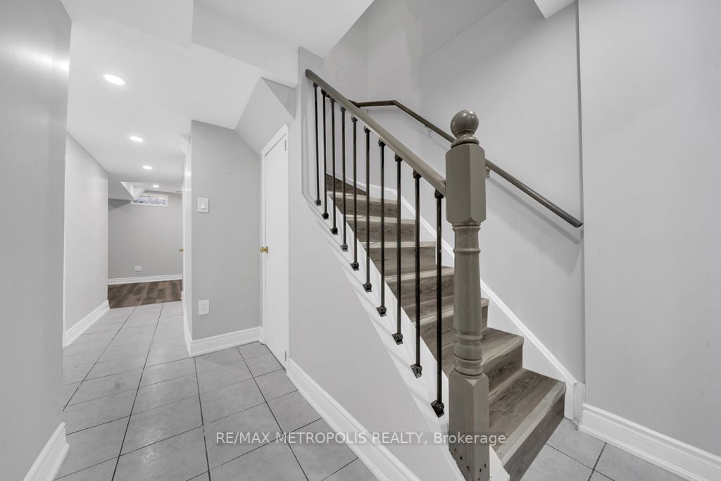 92 Cedarwood Crescent