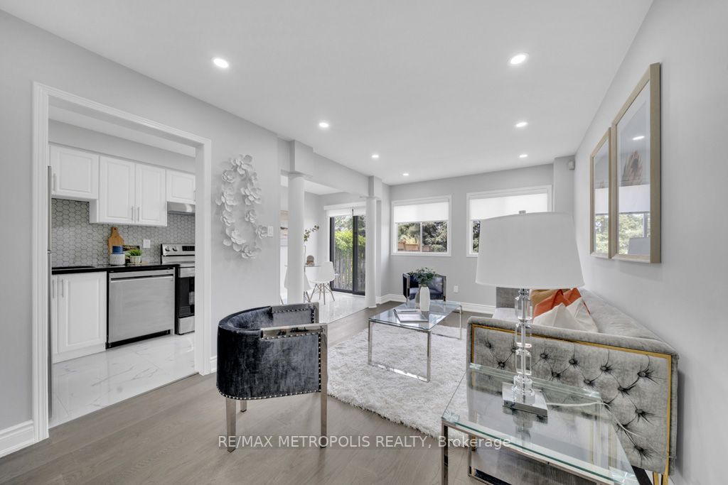 92 Cedarwood Crescent