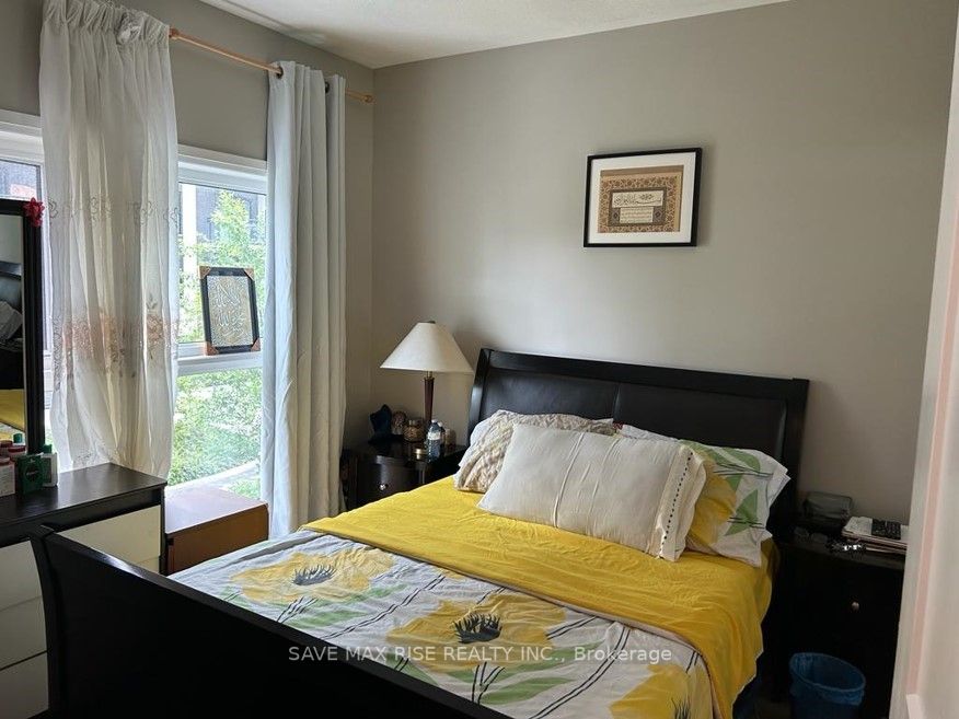 102 Grovewood Common Cres, #208