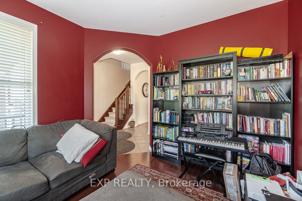 349 Ware Crescent