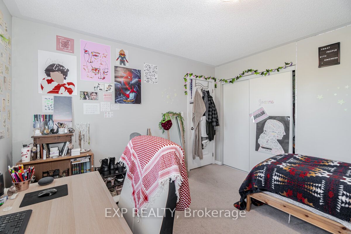 349 Ware Crescent