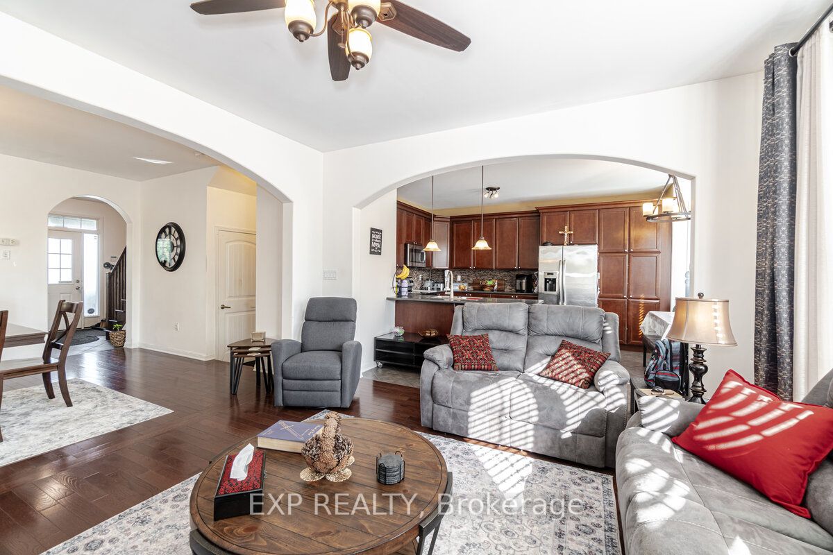 349 Ware Crescent