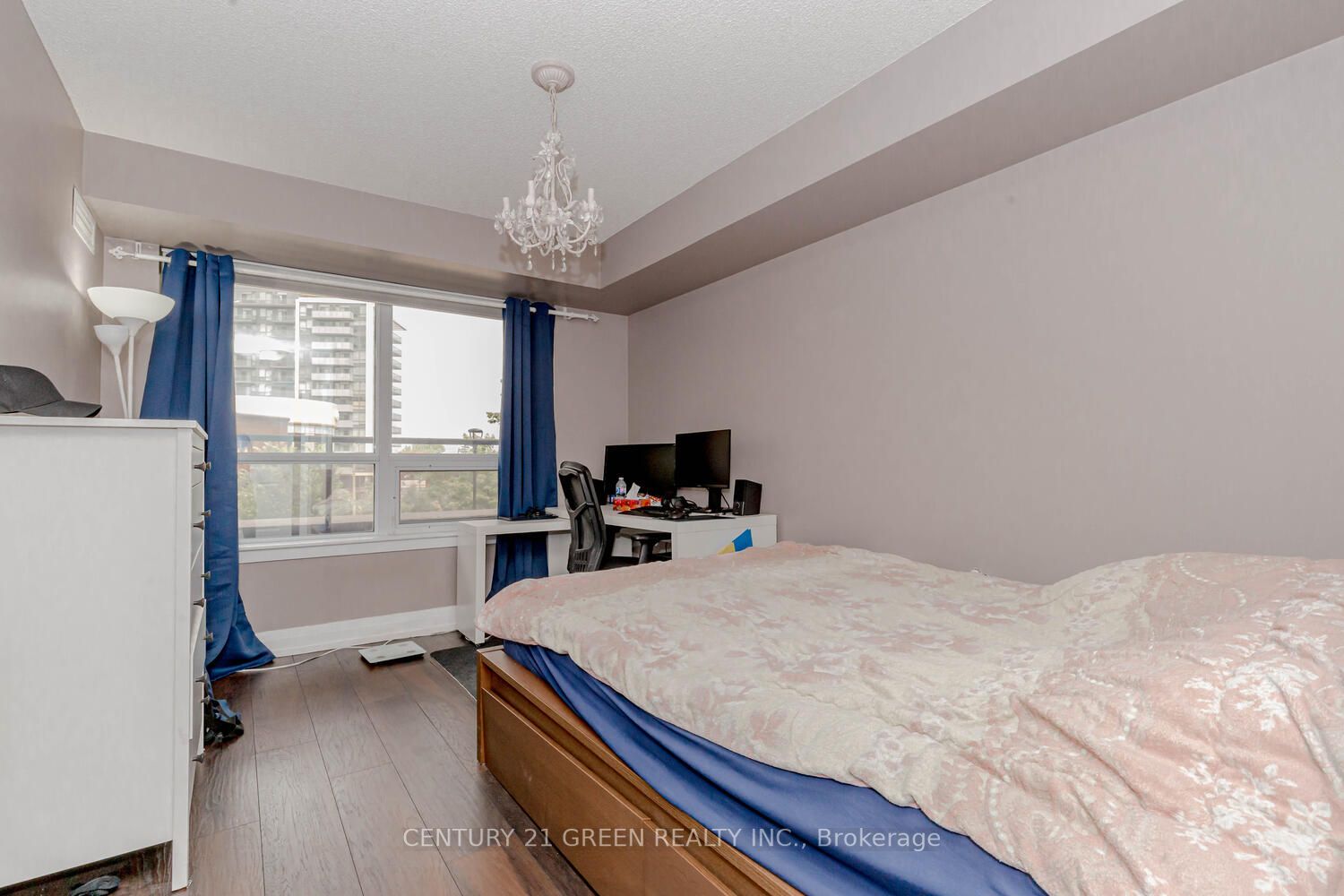 55 De Boers Drive, #217