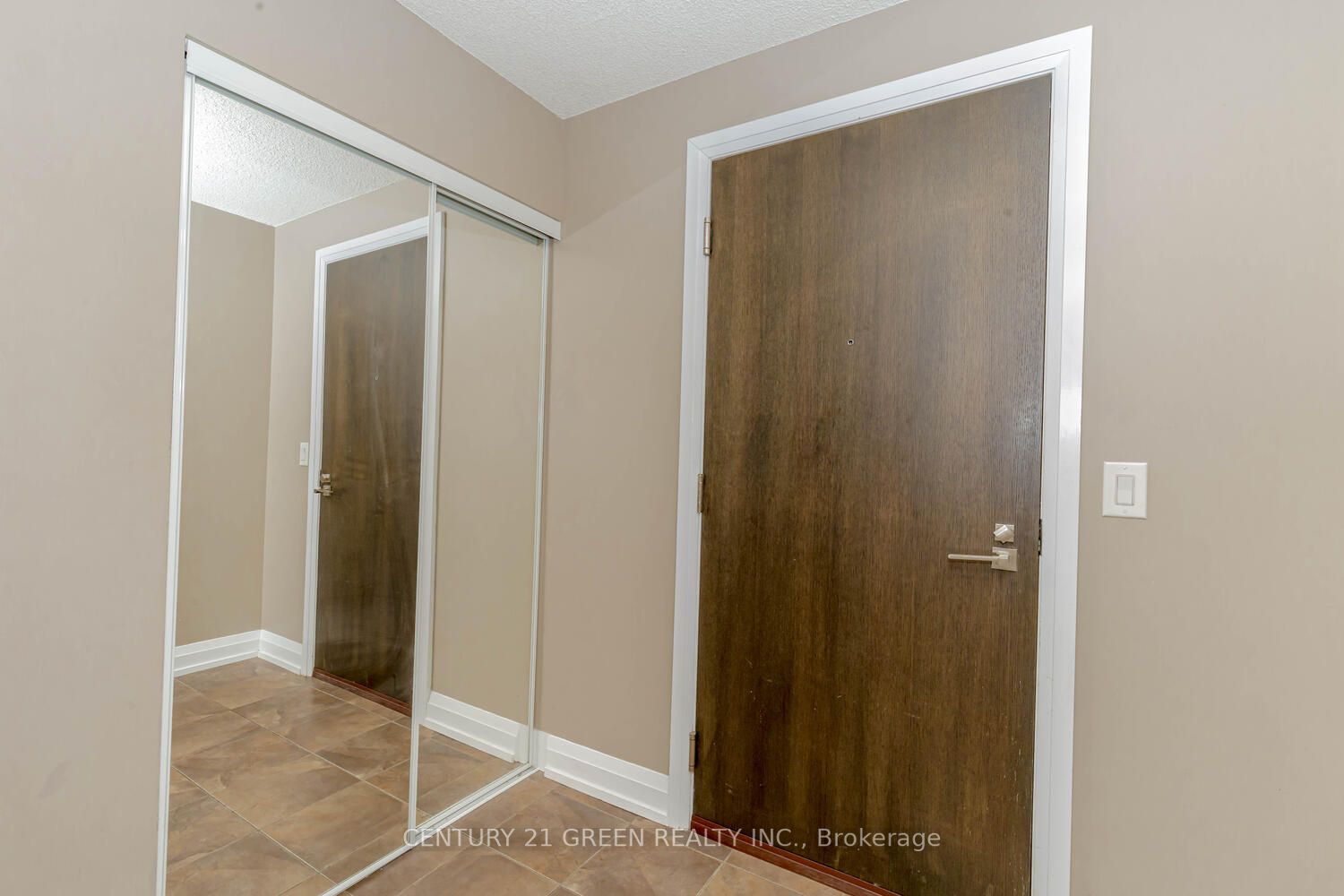 55 De Boers Drive, #217