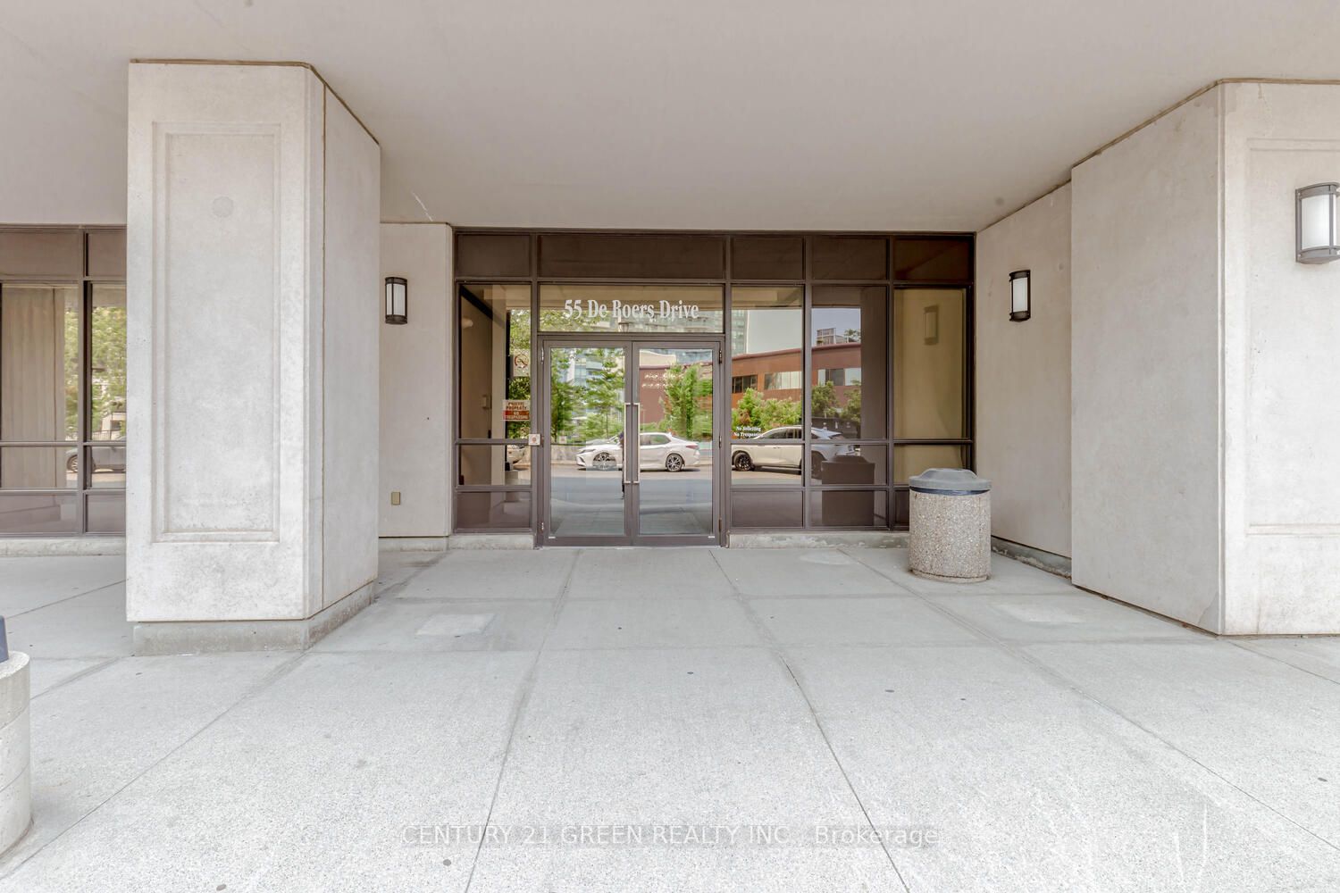 55 De Boers Drive, #217