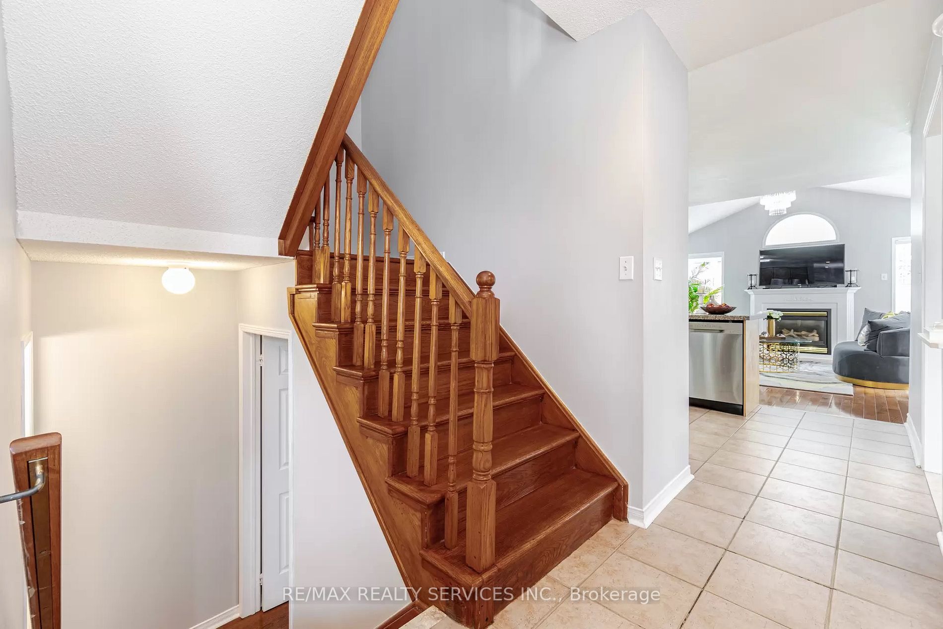 1110 Blueheron Blvd