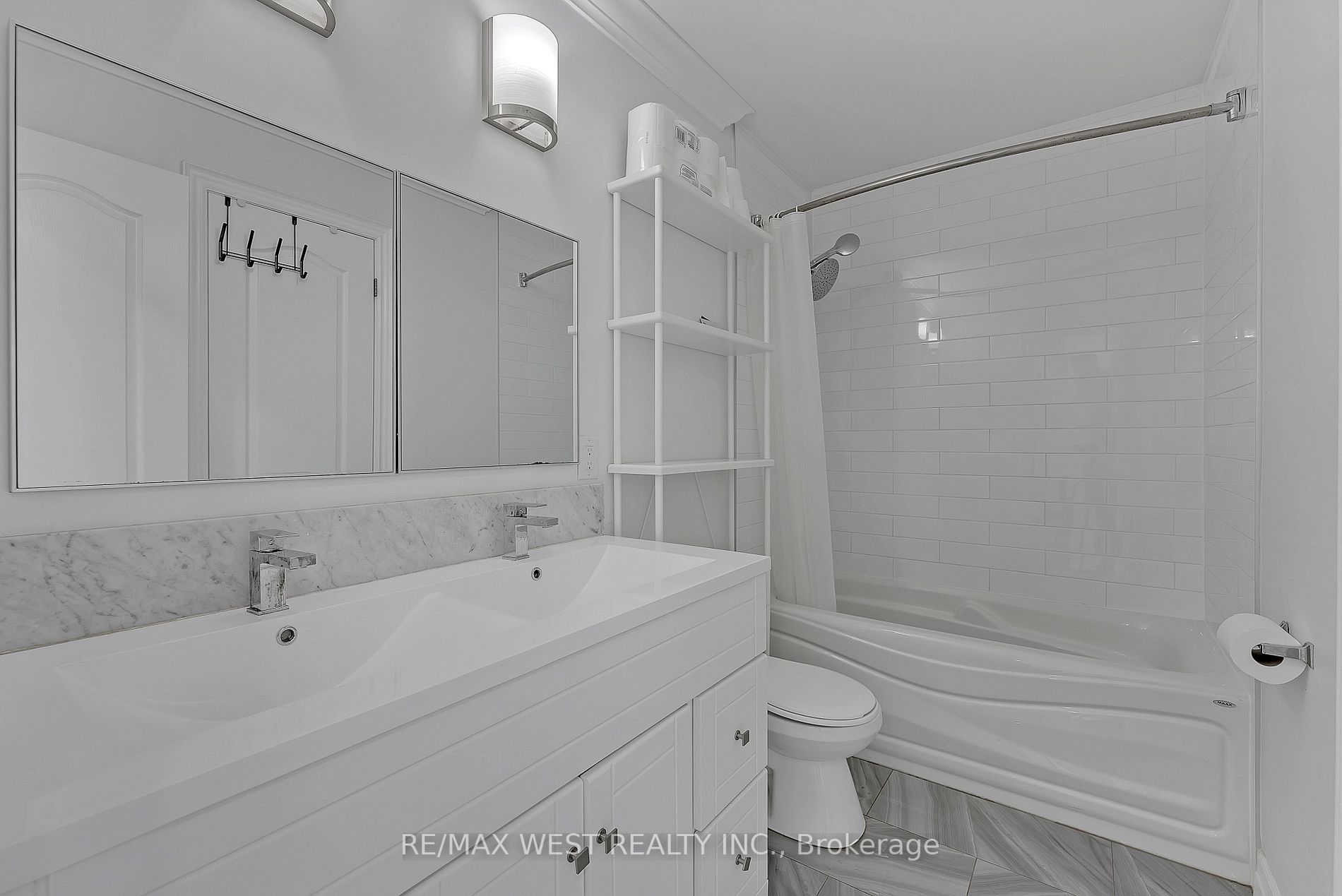 119 Madoc Dr