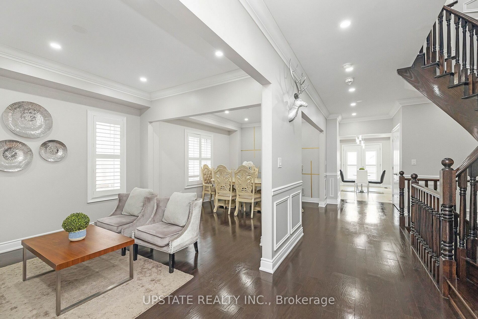 16 Chiming Rd