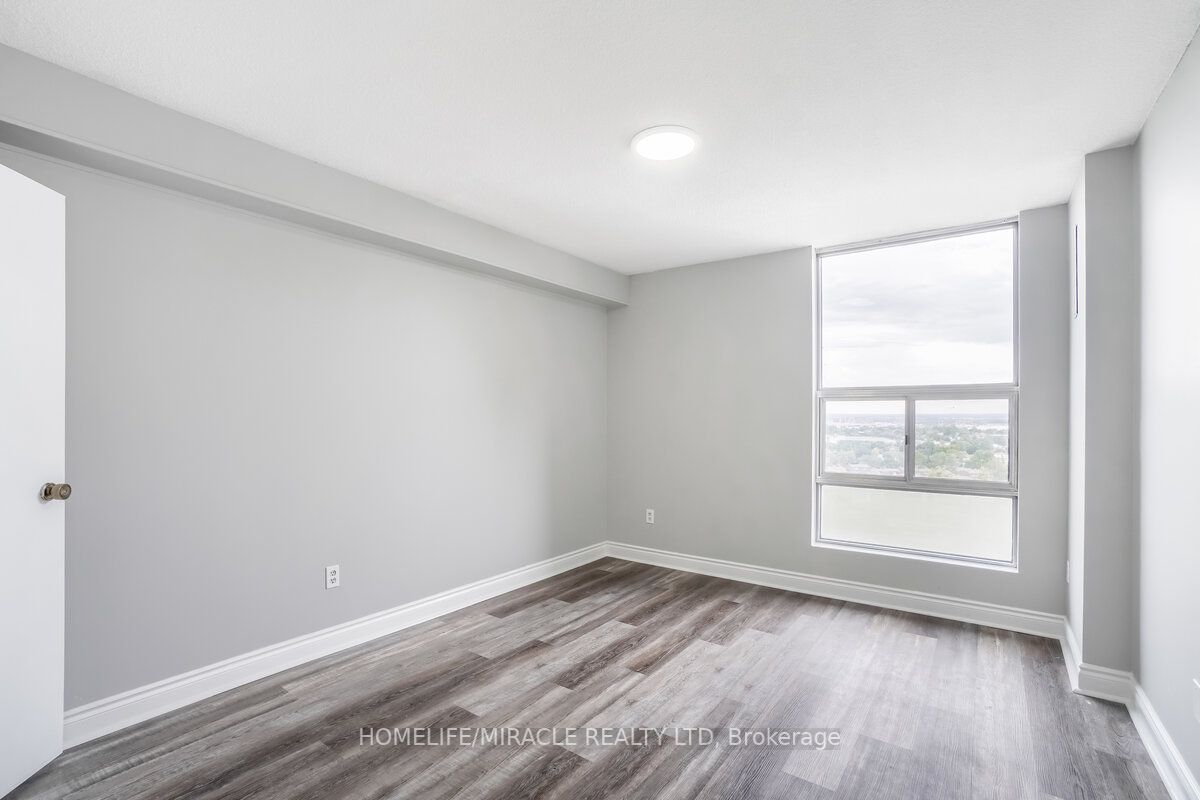 15 Kensington Rd, #1703