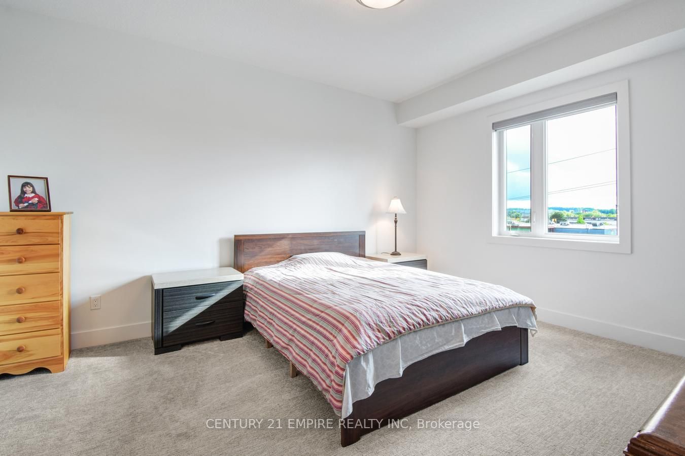 17 Centre Street, #304