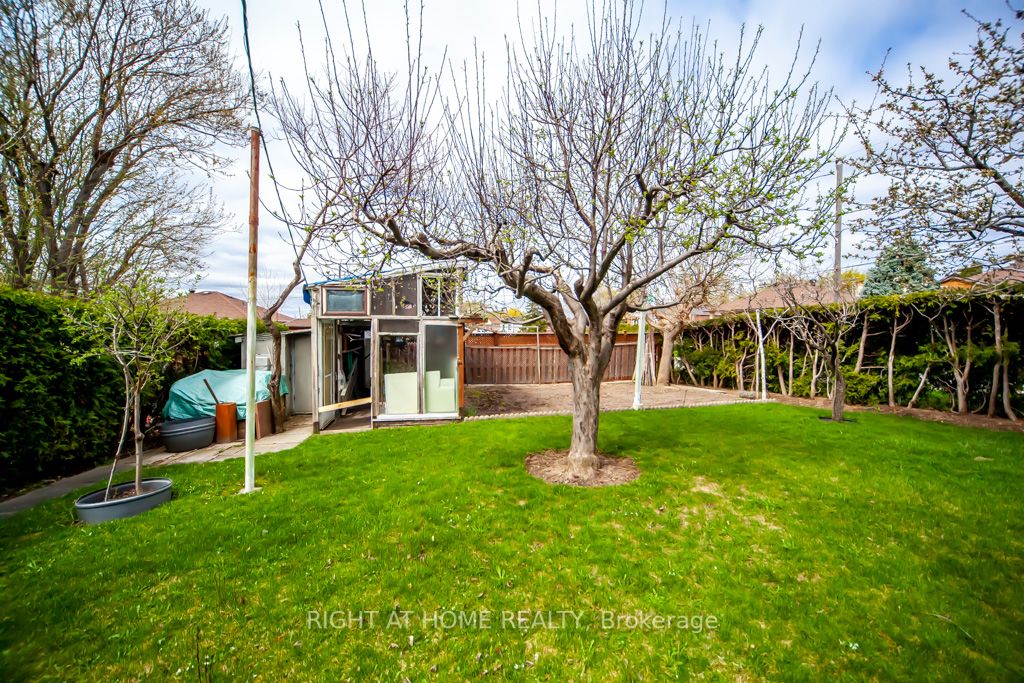 18 Palamar Rd