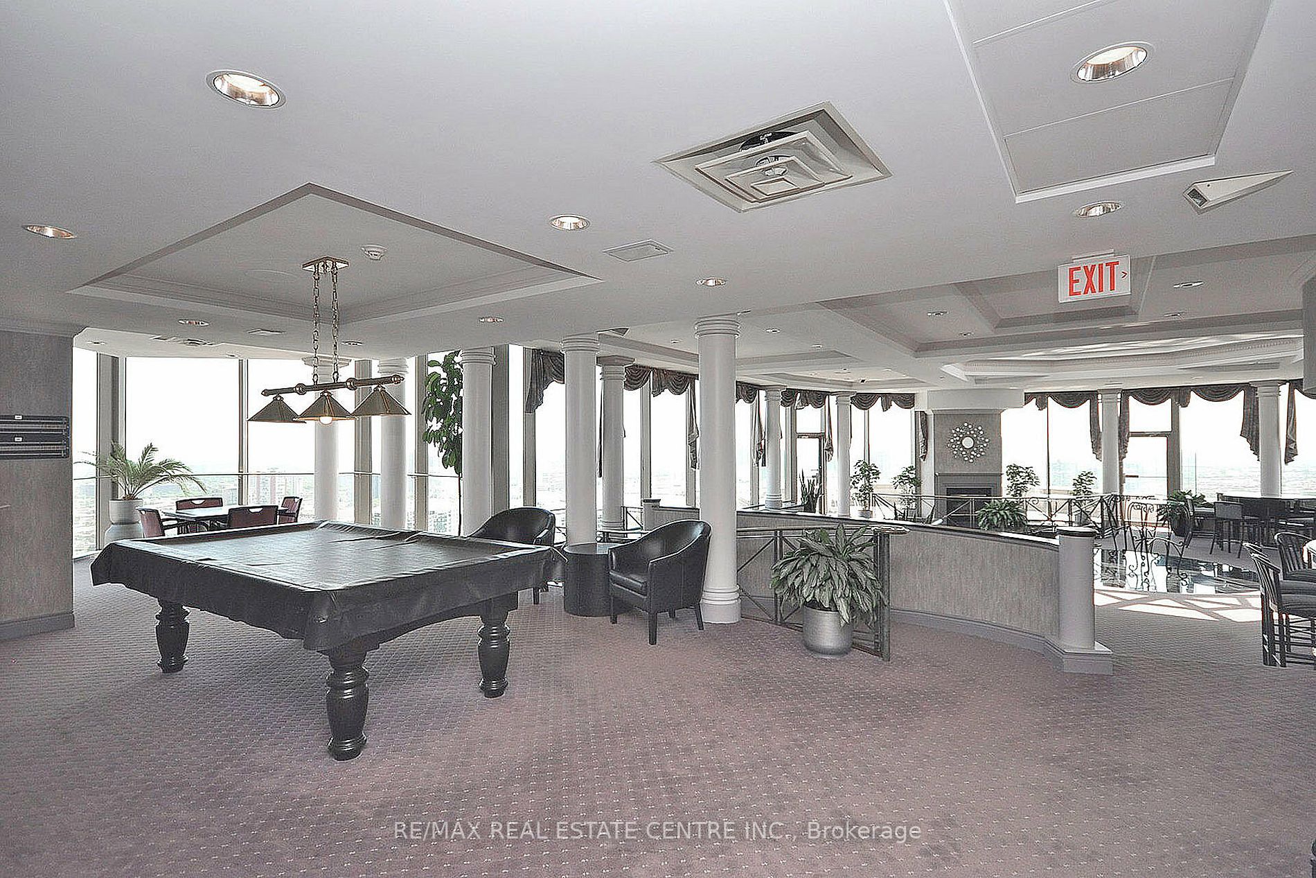 45 Kingsbridge Garden Circ, #1504