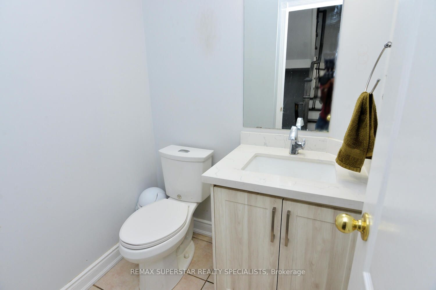 48 Heartleaf Cres